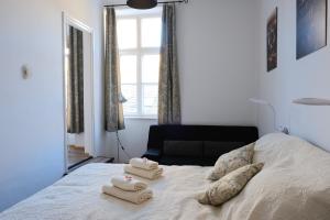 Postel nebo postele na pokoji v ubytování Várfal-Lak apartman