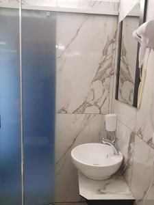 Phòng tắm tại Korali House +71 ảnh