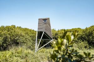 Зображення з фотогалереї помешкання K4 Kudhva Treehouse Cabin with sea view у місті Treknow