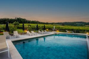 The swimming pool at or close to Anna Farmhouse at Wine Resort