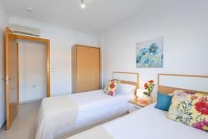 Posteľ alebo postele v izbe v ubytovaní Alicante Hills Premium + 37 fotografií