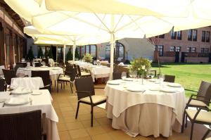 Restaurace v ubytování Hotel Cándido