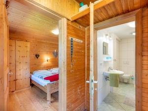 Kúpeľňa v ubytovaní Holiday Home Weissmann by Interhome