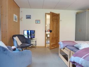 Μια τηλεόραση ή/και κέντρο ψυχαγωγίας στο Apartment Rösli by Interhome