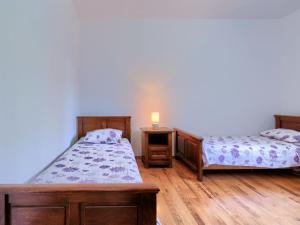 Ένα ή περισσότερα κρεβάτια σε δωμάτιο στο Apartment Gabi - MDN168 by Interhome