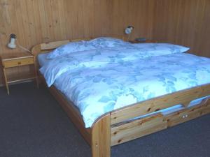 Ένα ή περισσότερα κρεβάτια σε δωμάτιο στο Apartment Valentine by Interhome