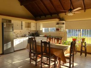 Η κουζίνα ή μικρή κουζίνα στο Casa Valeria del mar