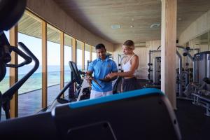 Fitness centrum a/nebo fitness zařízení v ubytování Kagi Maldives Resort & Spa
