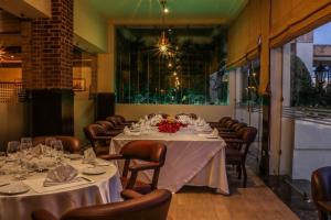 Golden Carthage Residences餐厅或其他用餐的地方