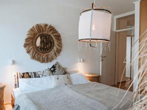 Łóżko lub łóżka w pokoju w obiekcie Apartment Tauernspirit by Interhome