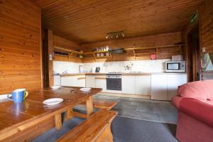 Kuchyň nebo kuchyňský kout v ubytování Blacksmiths Bunkhouse