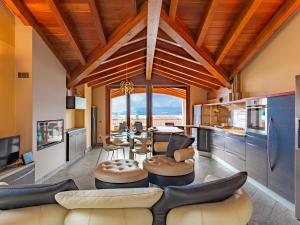Χώρος καθιστικού στο Apartment Martino by Interhome