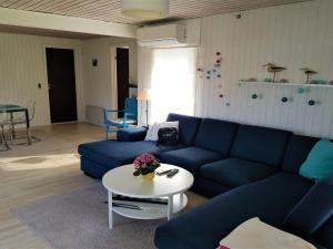 Posezení v ubytování Holiday Home Asmine - all inclusive - 670m from the sea by Interhome