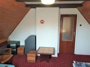 Posedenie v ubytovaní Holiday Home Jahor by Interhome