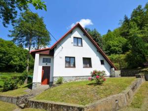 Vonkajšia záhrada v ubytovaní Holiday Home Jahor by Interhome