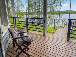 Příroda nedaleko prázdninového domu + 12 fotografií