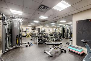 Fitness centrum a/nebo fitness zařízení v ubytování Simba Run, Unit 2313
