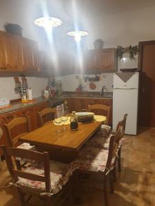 Kuchyň nebo kuchyňský kout v ubytování La casa di Giulia