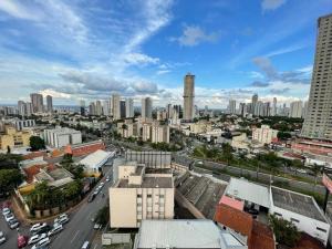 a view of a city with tall buildings at Suíte Luxuosa com cozinha Blend Smart 1356 in Goiânia