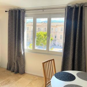 Fotografie z fotogalerie ubytování JOLIE APPARTEMENT v destinaci Apt + 8 fotografií