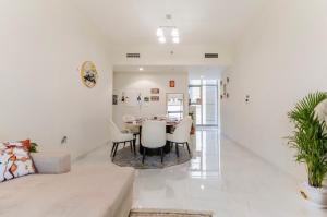 Dining area sa apartment