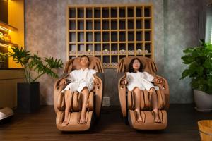 Oaspeți care stau la SeaFront Hotel DaNang
