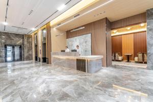 Lobby o reception area sa Wiffton Hotel -Former Tokai Hotel - Xiaobei Metro Station - Free shuttle bus during Canton Fair