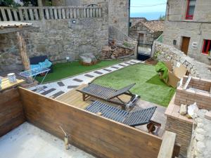 Un patio o zona al aire libre en A CASA de FLORINDA