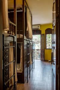 Tabalo Hostel Hanoi客房内的一张或多张床位