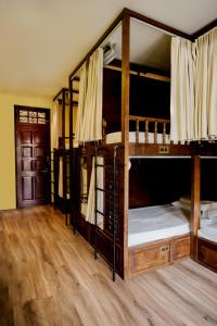 Tabalo Hostel Hanoi客房内的一张或多张床位