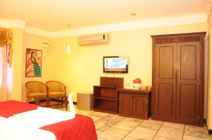 Gallery image of Hotel Subam in Palani