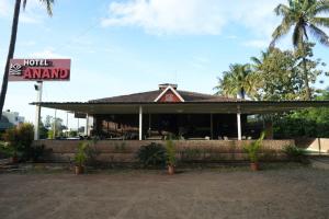 Bangunan di mana terletaknya hotel +7 gambar