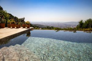 The swimming pool at or close to Magic Place