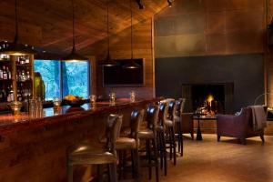 O lounge ou bar de Alila Ventana Big Sur - Inclusive Resort