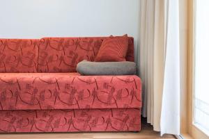 A seating area at Hilber App Sass Rigais