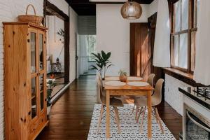 Kuchyň nebo kuchyňský kout v ubytování Casa de campo em Joinville com Hidromassagem e Lareira