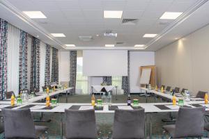 Zona business o sala de conferencias en Trans World Hotel Donauwelle