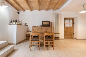 Telewizja i/lub zestaw kina domowego w obiekcie Agriturismo Al Gallo Nero La Torre