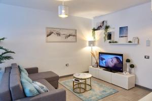 TV a/nebo společenská místnost v ubytování Luxuri by Alz