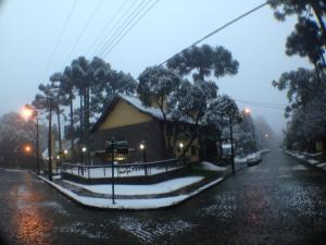 Gallery image of Estalagem Vila Suzana - Quadra de Beach Tennis Indoor in Canela