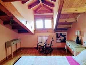 Postel nebo postele na pokoji v ubytování Boleta A 5 minutos de León, casa con jardín