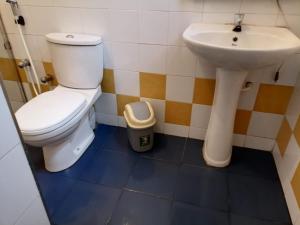 Ένα μπάνιο στο Hotel Apna Galle