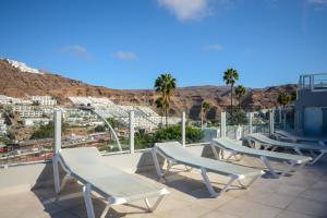 En generel udsigt til bjerge eller udsigt til bjerge taget fra lejligheden