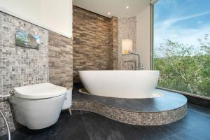 Bagno di Oceana Sea View - Kamala Beach