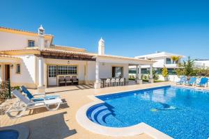 Bazén v ubytování Casa Vela Palace nebo v jeho okolí