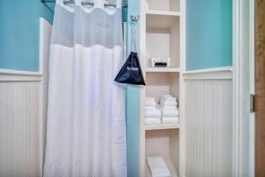 Ảnh trong thư viện ảnh của Bluffton Village Home-4BR Heart of Old Town Luxury ở Bluffton +26 ảnh