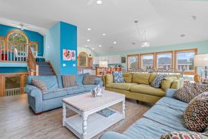 Un lugar para sentarse en 1528 - Sound and Color by Resort Realty