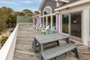 Un balcón o terraza en 1528 - Sound and Color by Resort Realty