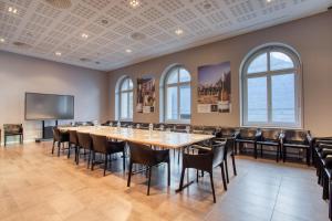 Viðskiptasvæði og/eða fundarherbergi á Hôtel Au Terminus
