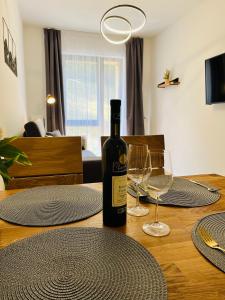 TV a/nebo společenská místnost v ubytování Stylový apartmán Ski&Bike, Janské Lázně